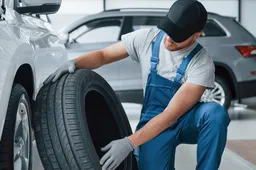 Come scegliere uno pneumatico: la guida all'acquisto