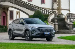 Prova Omoda 5 SHS-H: come va il crossover full hybrid che costa poco