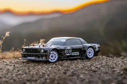 Mustang Hoonicorn radiocomandata: solo un costoso giocattolo?