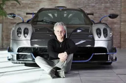 Pagani contro l’auto elettrica: “è un settore morto, scelta ideologica"