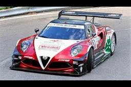 Alfa Romeo 4C: l’avete mai sentita urlare a 11.000 giri? [VIDEO]