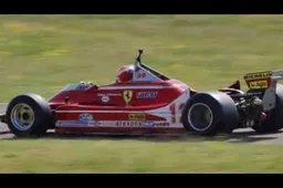 Charles Leclerc si scalda prima di Imola: ha guidato la 312 T4 di Villeneuve