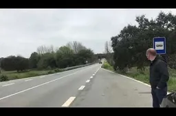 Con una Bugatti Chiron a 373 km/h su una strada pubblica [VIDEO]