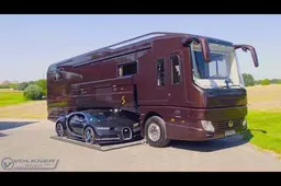 Sì, in questo camper per ricchissimi ci sta anche una Bugatti Chiron [VIDEO]