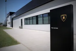 Lamborghini in 3 giorni vaccinerà tutti i suoi dipendenti