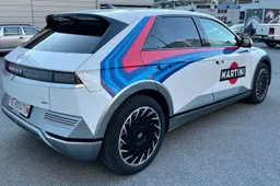 Questa Ioniq 5 Martini elettrica “omaggia” la Lancia Delta Integrale