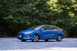 Hyundai Ioniq plug in Hybrid | Prova su strada