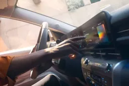 Su Kona Elettrica arriva Amazon Music senza consumare internet