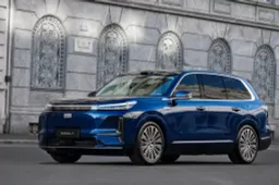 Ecco il mega SUV cinese 6 posti da 20.000 euro che ha venduto 40.000 unità in un giorno