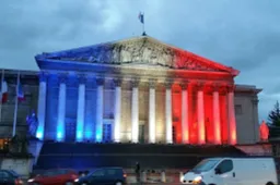 La Francia sgasa sull’Europa e vota no allo stop 2035