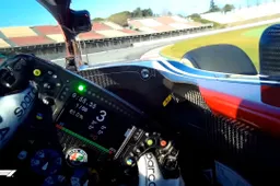 Onboard F1: un giro a Barcellona dall'abitacolo di Kimi Raikkonen