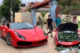 Ferrari 488 GTB: se fosse il furgoncino del fruttivendolo? [VIDEO]