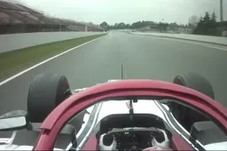 Kimi Raikkonen al volante della C38 durante i test di Barcellona [VIDEO]