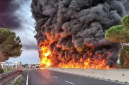 Terribile incendio sulla superstrada Fi-Pi-Li: nessun ferito [VIDEO]