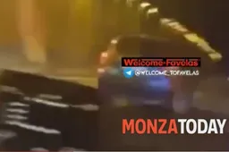 Cinisello Balsamo: si schianta con l’auto dopo una folle corsa mentre si filma [VIDEO]