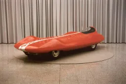 Innocenti Ghia IXG Dragster: futuristica meteora