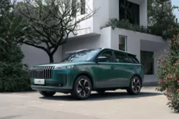 Jaecoo 5: debutta in Italia il SUV compatto con motori benzina, ibridi ed elettrici