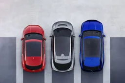 Jaguar I-Pace presentazione in live streaming