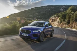 Jaguar E-Pace premiata con il Car Design Award 2018