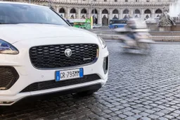 A scuola di auto elettrica? L'idea di Jaguar e Land-Rover in Italia
