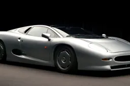 Jaguar XJ220, una supercar velocissima che deluse le aspettative