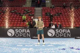 Jannik Sinner vince il suo primo torneo ATP con al fianco Alfa Romeo