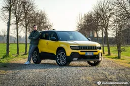 Jeep Avenger elettrica: prova su strada, tempi di ricarica, autonomia, prezzo