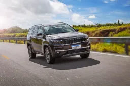 Jeep Commander 2025: arriva anche il Diesel da 200 CV