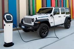 Jeep 4xe: cos'è e come funziona? Focus Tecnico sull'ibrido 4x4