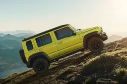 La Jimny torna in Italia con la 5 porte, ma qualcosa non quadra e il prezzo fa discutere