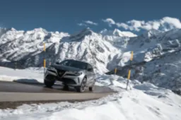 Alfa Romeo Junior Ibrida Q4: debutta la trazione integrale sul B-SUV di Arese