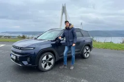 KGM Torres EVX: la prova in anteprima del SUV elettrico coreano in Italia a fine anno