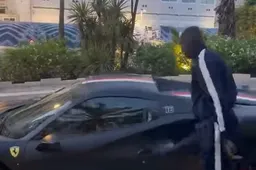 Khaby Lame "insegna" a Charles Leclerc come si entra su una Ferrari, non una qualunque