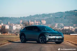 Kia EV6 RWD 2022: prova su strada, interni, motore elettrico, prezzi