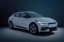 Kia EV6 Lego, Brick to the Future: 350.000 mattoncini per costruirla