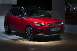 Dopo il debutto inizia la prevendita di Seat Arona