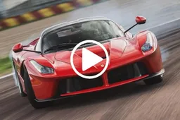 Drift e burnout con LaFerrari? Il risultato è spettacolo puro [VIDEO]