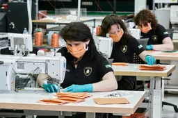 Lamborghini converte il reparto selleria per la produzione di mascherine e visiere