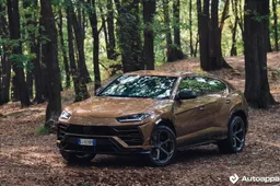 Lamborghini Urus 2022: prezzo, configuratore, prova su strada, motore