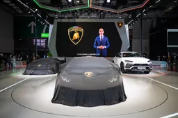 Lamborghini: l’elettrico non si adatta al 100% ai nostri clienti