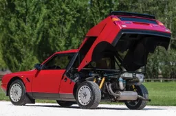 Lancia Delta S4 Stradale: all'asta uno dei rarissimi esemplari