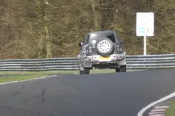 Land Rover Defender: la versione estrema con un V8 da 600 CV