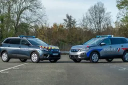La polizia francese alla guida della Peugeot 5008: 1.263 nuovi esemplari