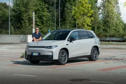 Prova Leapmotor C10 REEV: come va l'elettrica con il range extender. Pregi e difetti