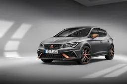 Seat presenta la nuova Leon Cupra R, la più sportiva di sempre