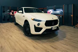 Maserati Levante Trofeo: prova su strada, interni, motore e prezzo