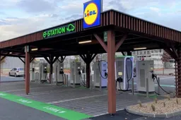 Tariffe ricarica auto elettrica: in Francia LIDL va controcorrente