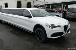 Uno Stelvio trasformato in Limousine? In America è già sold out