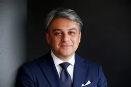 2035 troppo presto per bandire i motori termici, parola di Luca de Meo