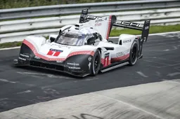 Porsche 919 Hybrid Evo: mai nessuno era andato così forte al Nurburgring-Nordschleife [VIDEO]